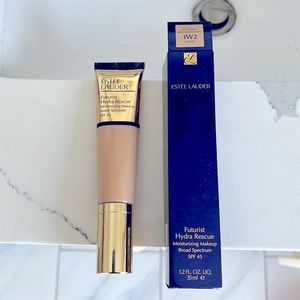Estée Lauder Futurist Hydra Rescue Moisturizing Foundation 1W2 New